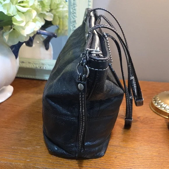 Coach Black Bag with Signature Logo - Picture 4 of 12